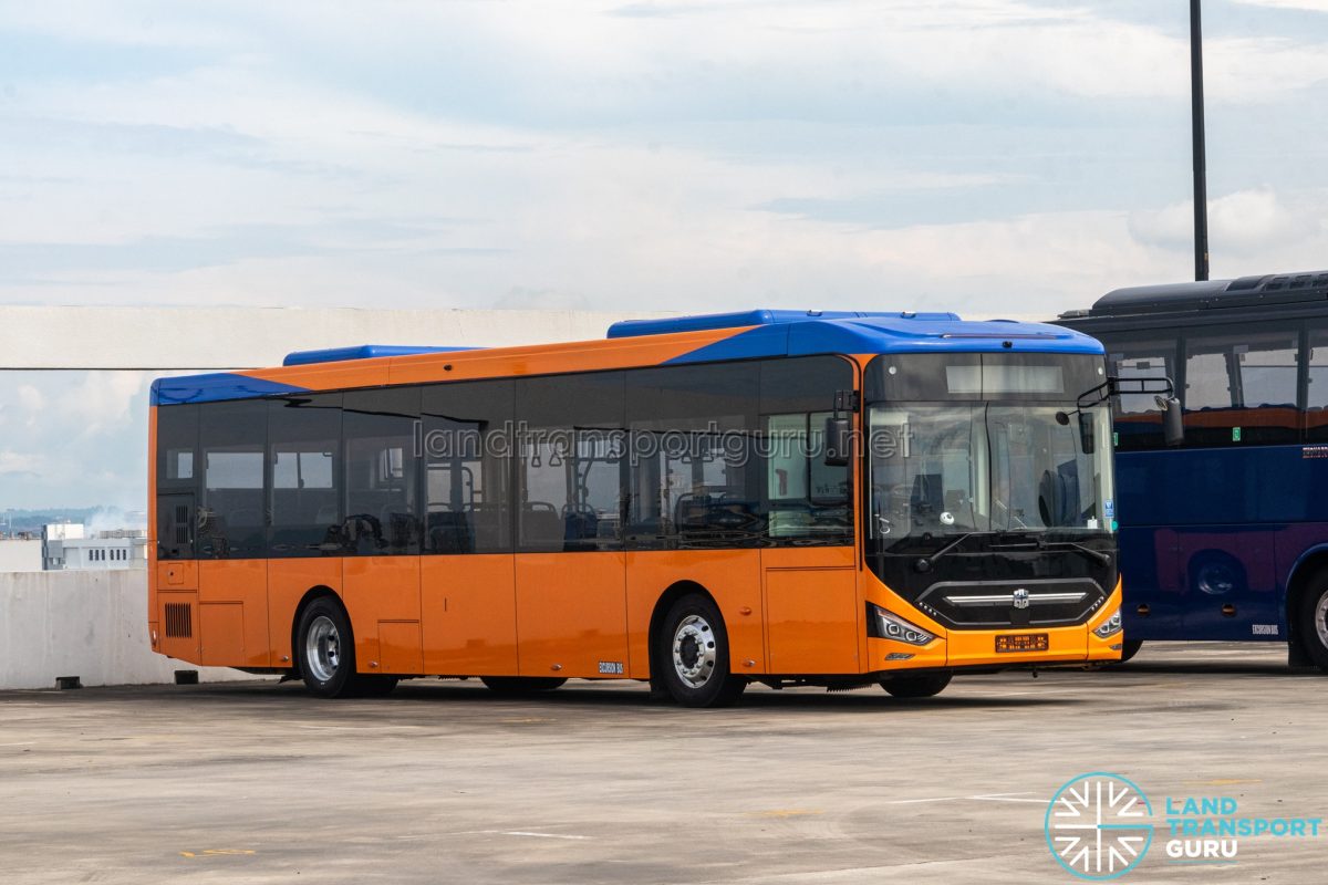 Zhongtong LCK6126EVG N12 Land Transport Guru