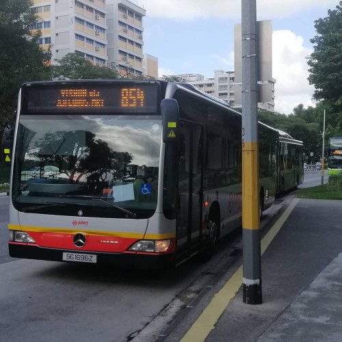 SG1696Z on SMRT Trunk Bus Service 854
