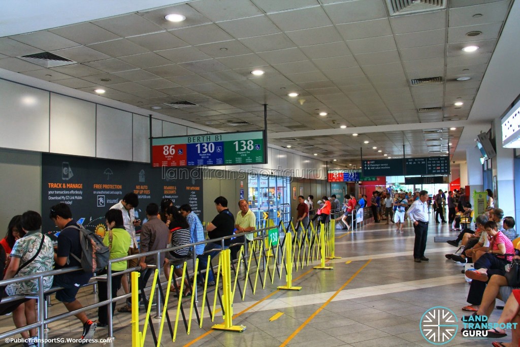 Ang Mo Kio Bus Interchange (May 2014): Concourse