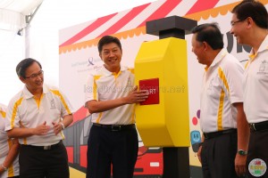 LTA Our Bus Journey Carnival - Ngee Ann City - Minister Ng Chee Meng launching the bus carnival