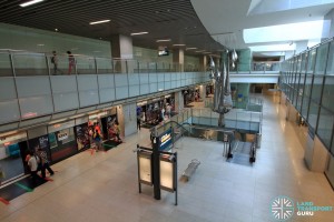 Promenade MRT Station - Overhead view of Upper platform level from Concourse level