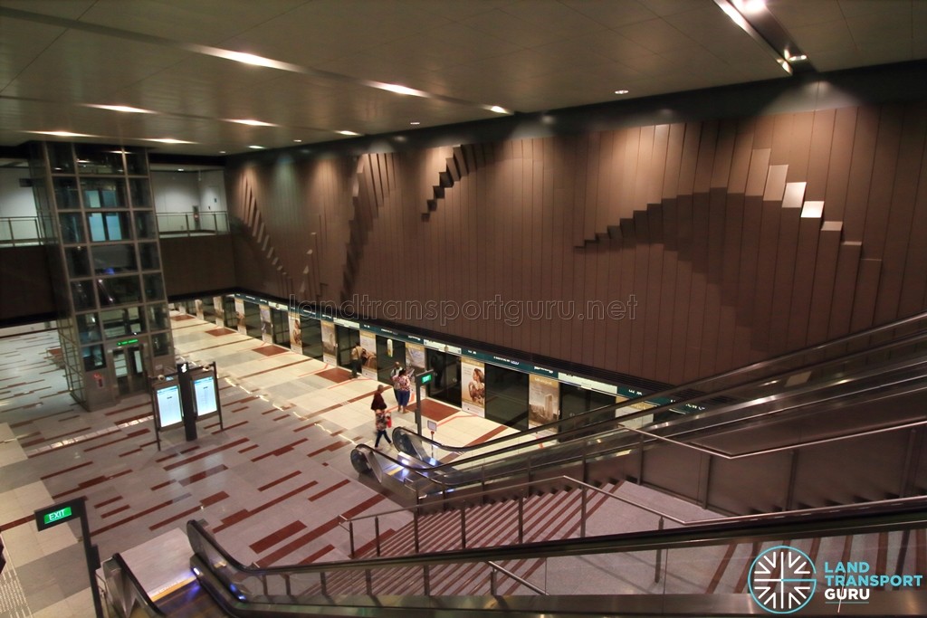 Hillview MRT Station - Overhead view of platform from concourse level