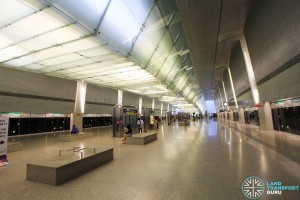 Changi Airport MRT Station - Platform level