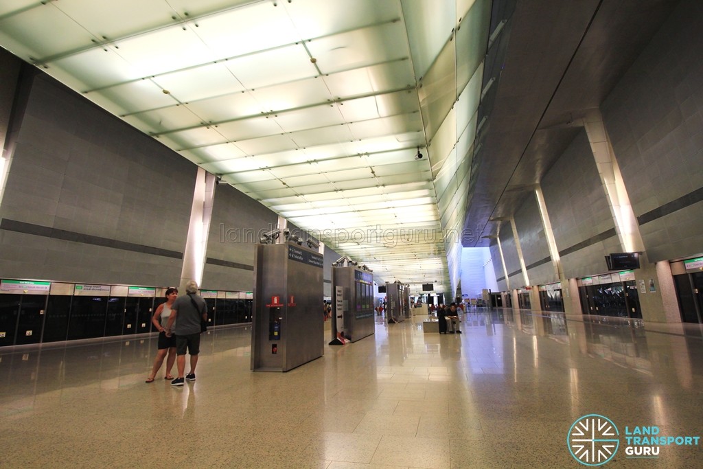 Changi Airport MRT Station - Platform level