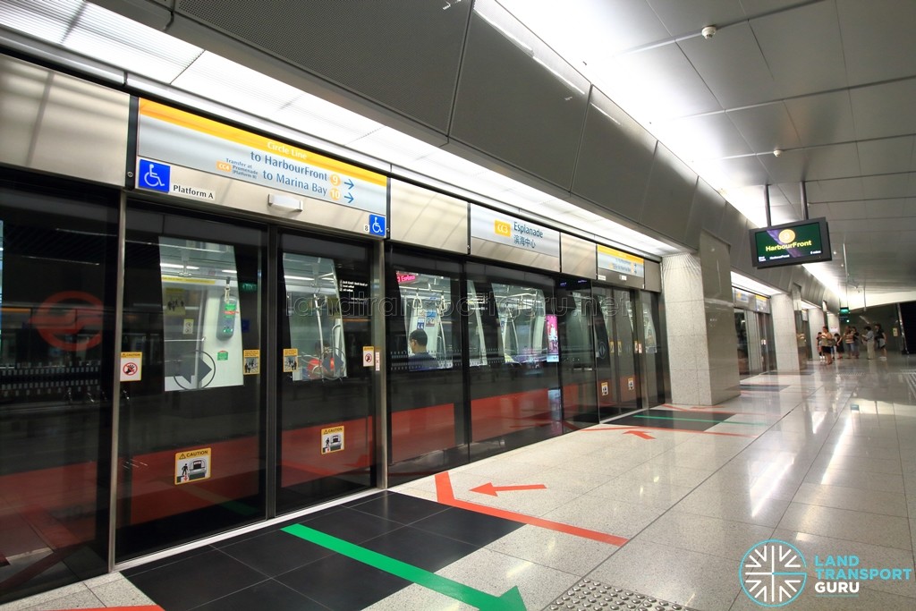 Esplanade MRT Station - Platform A