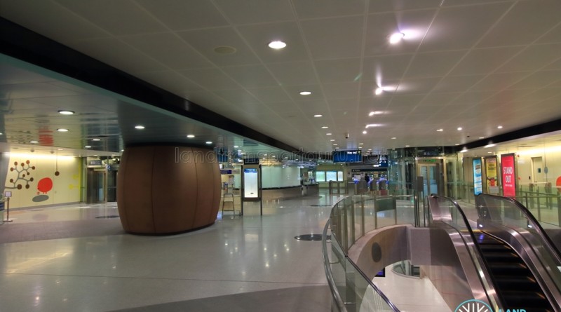 Telok Ayer MRT Station - Concourse level (Paid area)