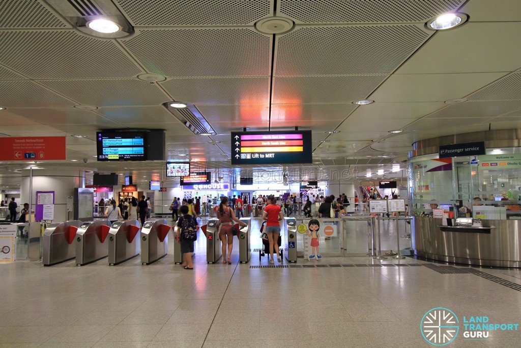 Dhoby Ghaut MRT Station - NEL Passenger Service Centre & Faregates