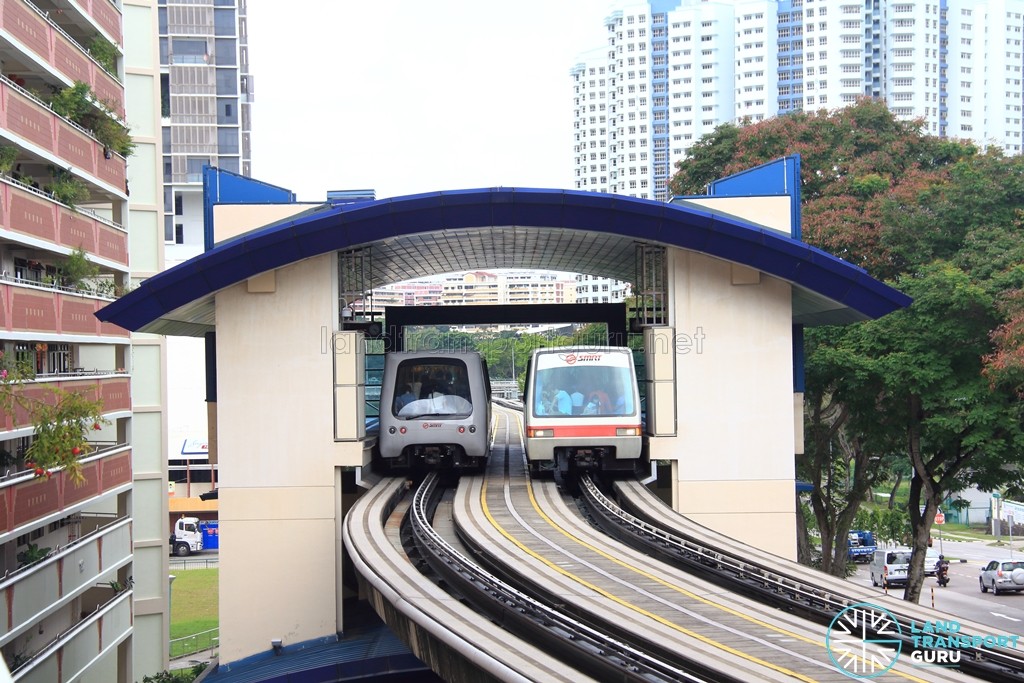 Phoenix LRT Station - Exterior view of platforms