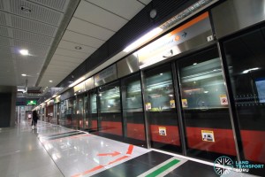 Holland Village MRT Station - Platform A