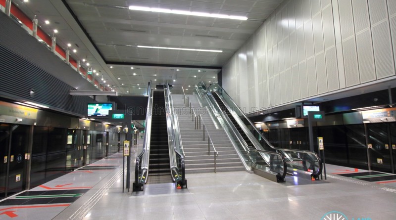 Pasir Panjang MRT Station - Platform level