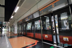 Dakota MRT Station - Platform B