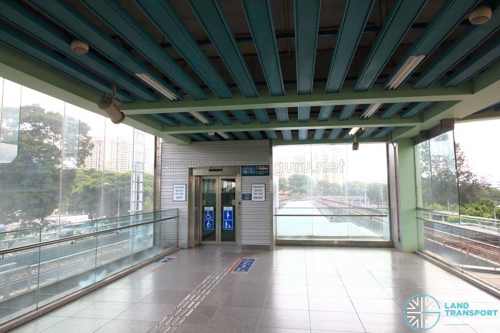 Buona Vista MRT Station - EWL Platform level (L4) - Lift to CCL Transfer level and Street level