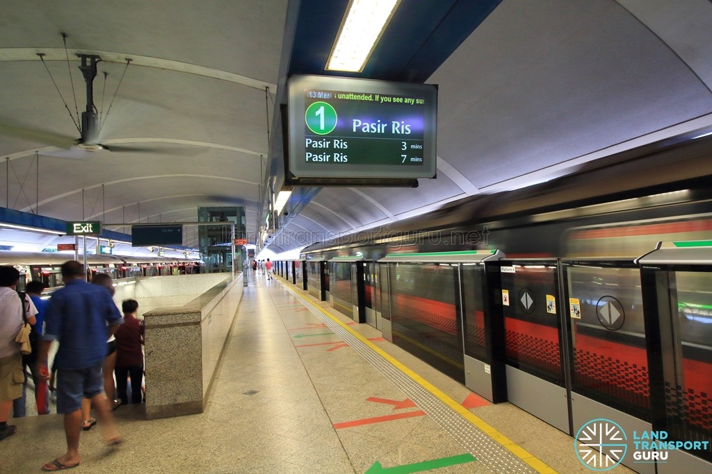 Paya Lebar MRT Station - EWL Platform A