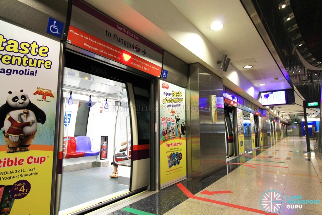 HarbourFront MRT Station - NEL Platform B