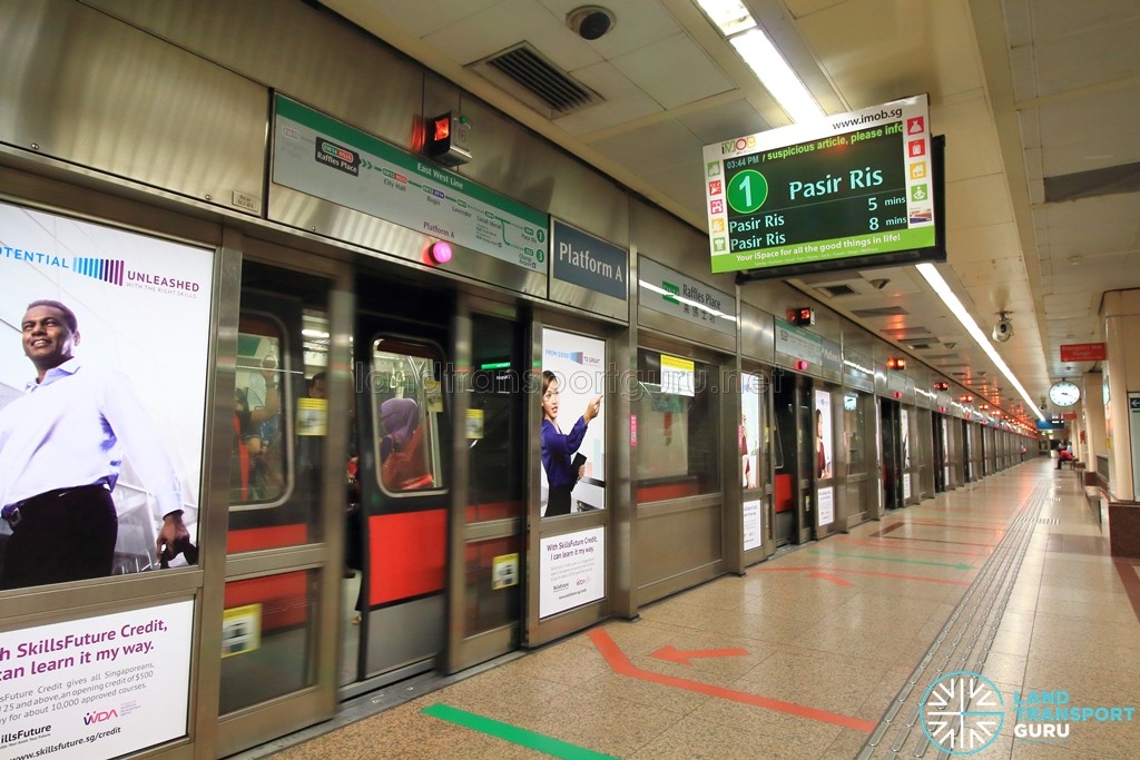 Raffles Place MRT Station - Platform A (Eastbound EWL)
