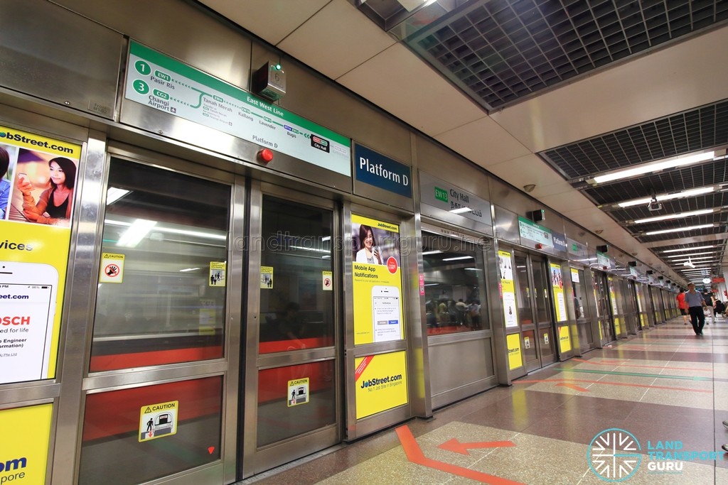 City Hall MRT Station - Platform D (EWL East Bound)