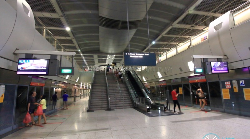 Kovan MRT Station - Platform level