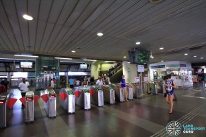 Admiralty MRT Station - Passenger Service Centre & Faregates