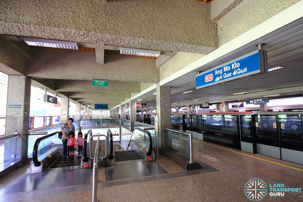 Ang Mo Kio Station: NSL Platform B / D
