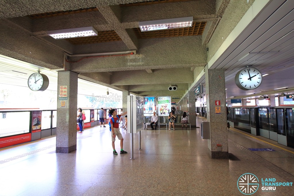 Ang Mo Kio Station: NSL Platform B / D