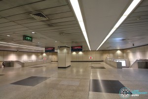 Braddell MRT Station - Ticket concourse (Paid area)