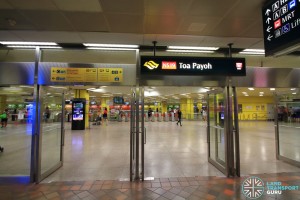 Toa Payoh MRT Station - Entrance to station from underground walkway