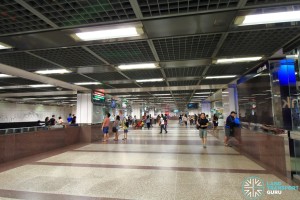 City Hall MRT Station - Paid concourse area
