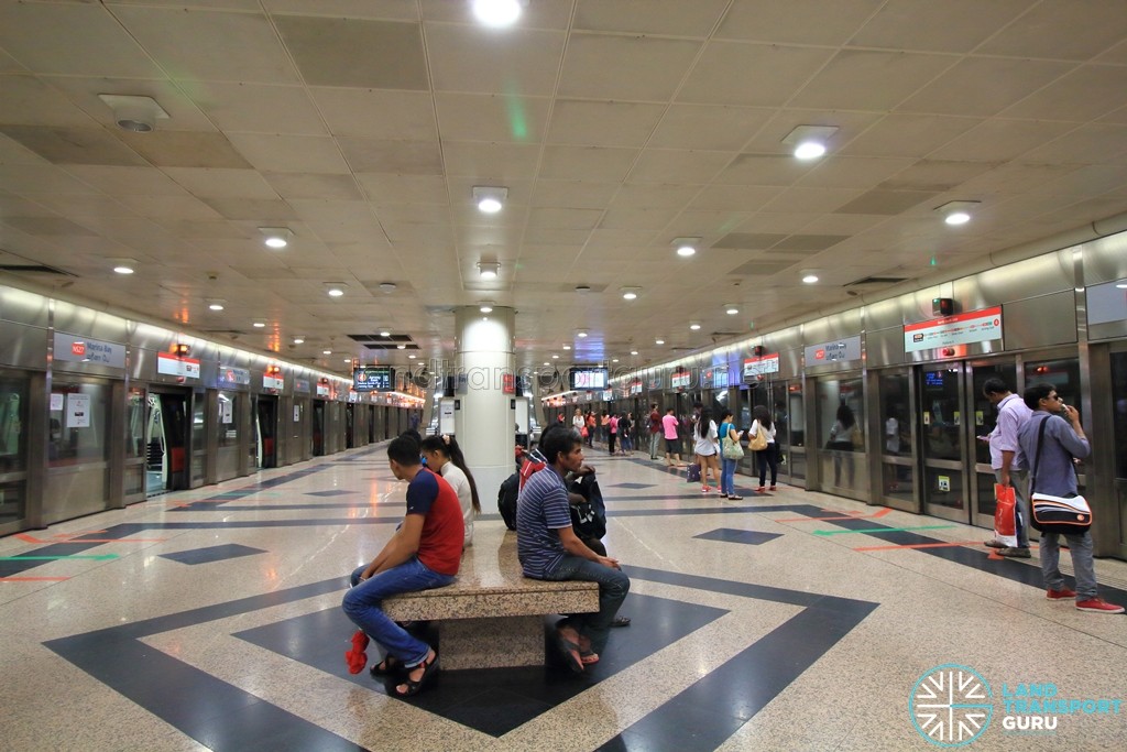 Marina Bay MRT Station - NSL Platform level