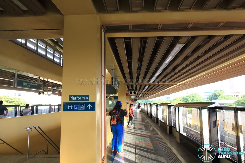 Commonwealth MRT Station - Platform A