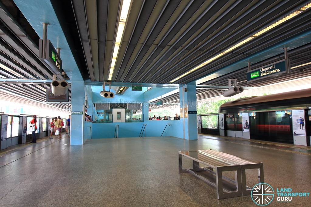 Clementi MRT Station - Platform level