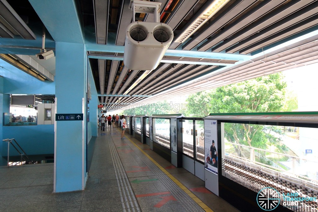 Clementi MRT Station - Platform A