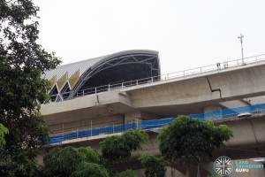 Tuas Crescent MRT Station - Construction progress (June 2016). The station and tracks are built above the elevated road viaduct