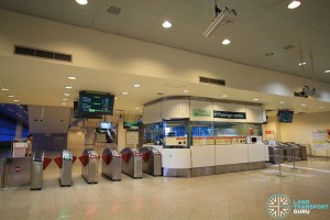 Tanah Merah MRT Station - Passenger Service Centre & Faregates