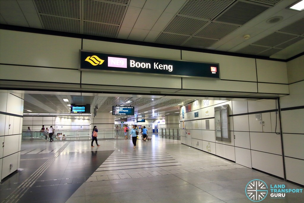 Boon Keng MRT Station - Ticket concourse