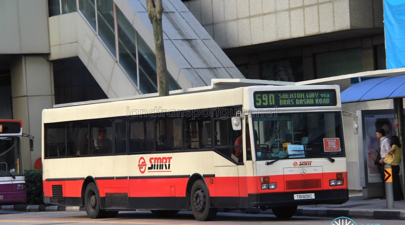 SMRT Mercedes-Benz O405 (TIB609C) - Premium Service 590