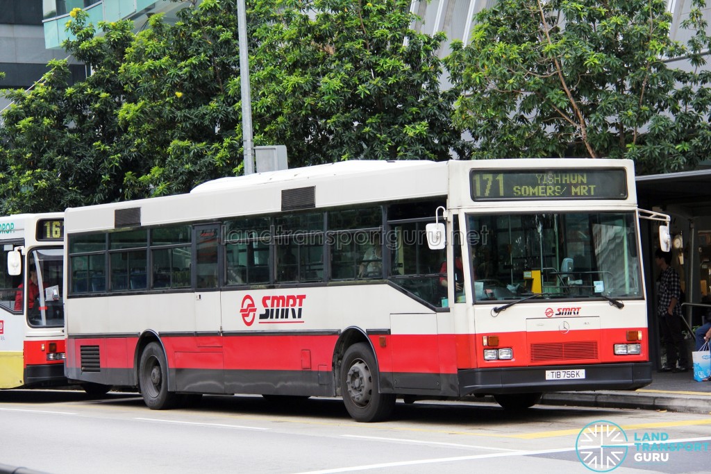 SMRT Mercedes-Benz O405 (TIB756K) - Service 171