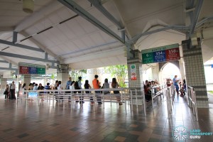 Pasir Ris Bus Interchange - Standard berth with L-shaped queue lines