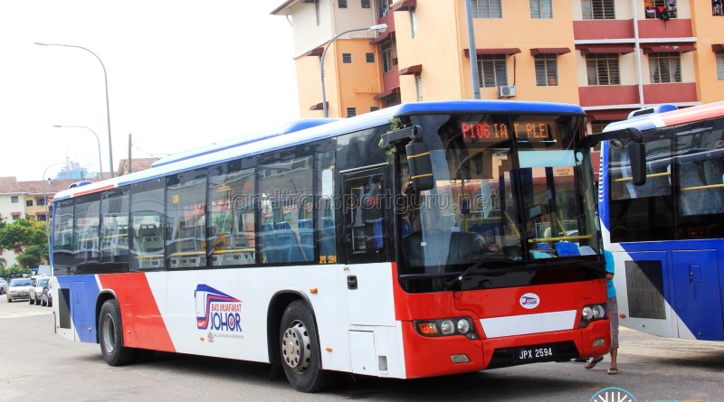 Maju Higer KLQ6128G (JPX2594) - Route P106