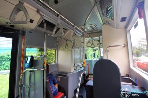 SG4001J Interior: Mid to Front