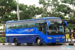 ComfortDelGro Bus Isuzu LT133P (PA5262H) - City Direct 653