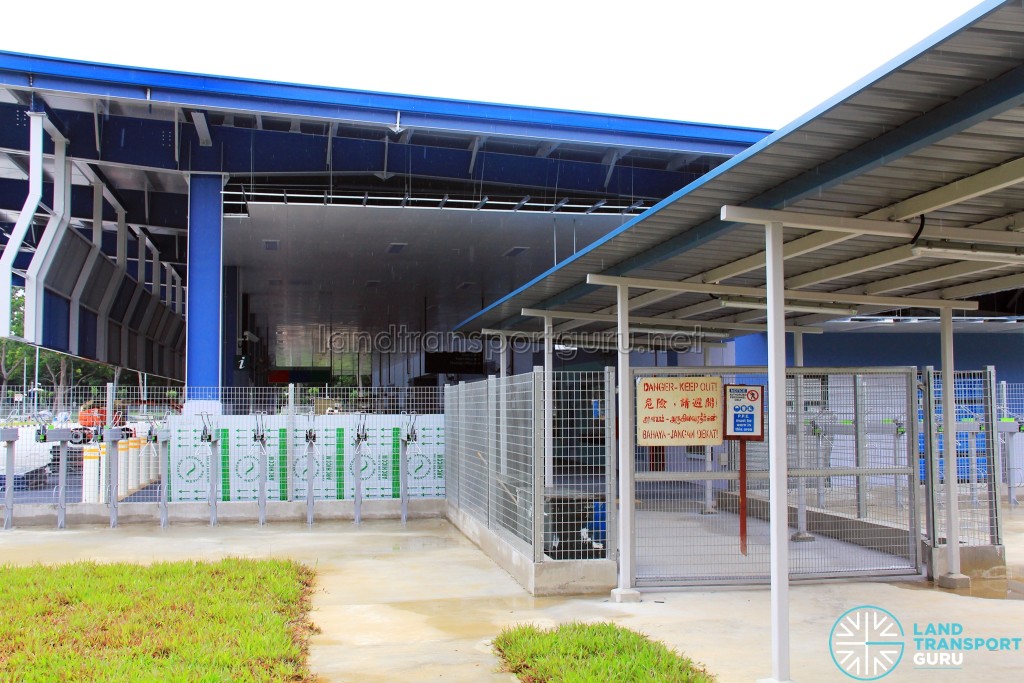 Tampines Concourse Bus Interchange - Tampines Concourse entrance and Bicycle Parking