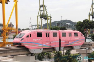 A typical Sentosa Express monorail