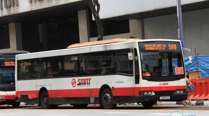 SMRT Mercedes-Benz O405 Volgren (TIB962G) - Premium 588