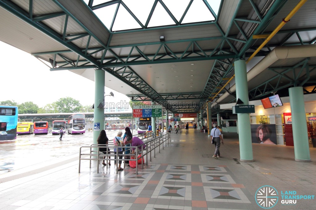 Hougang Central Bus Interchange - Concourse near Berth B3