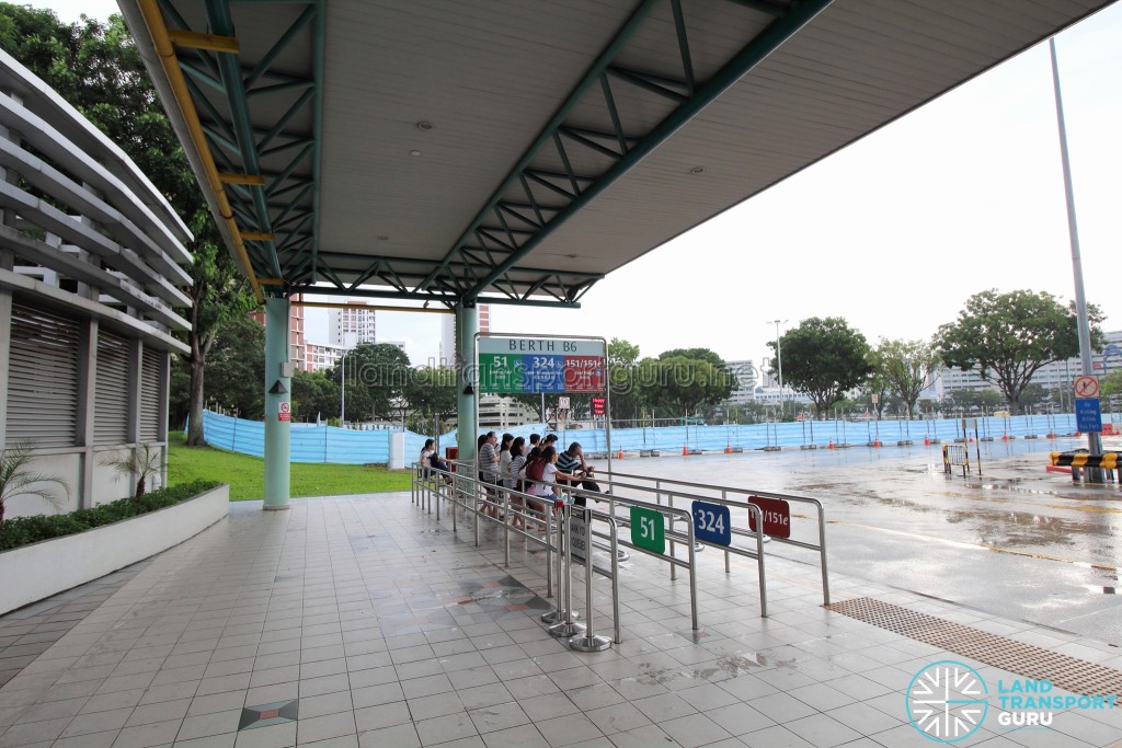 Hougang Central Bus Interchange - Concourse near Berth B6