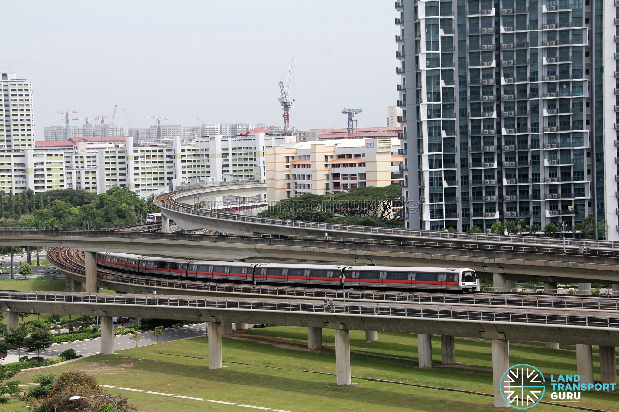 [North-South Line] Kawasaki Heavy Industries C151 approaching Jurong East