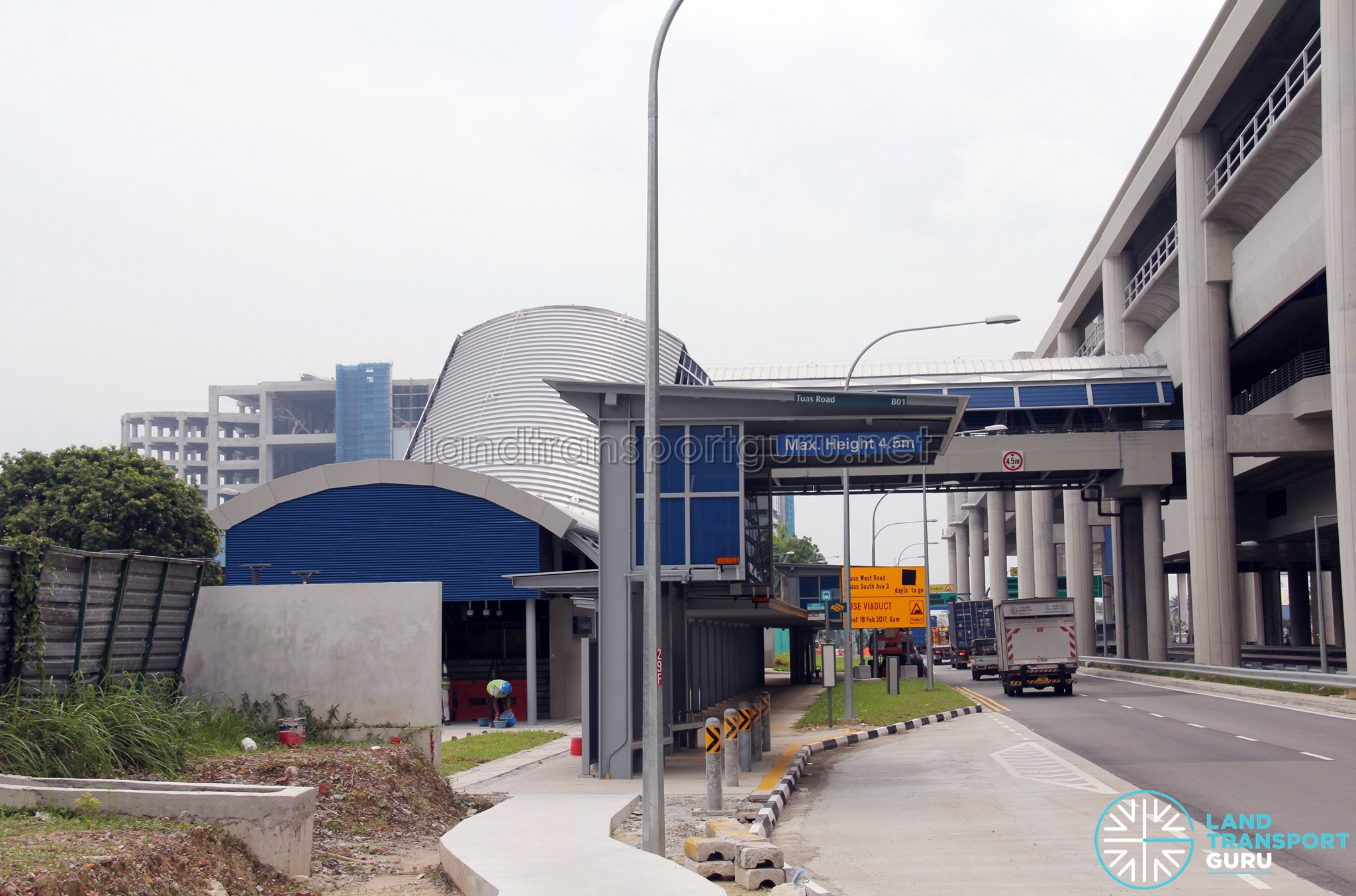 Gul Circle MRT Station - Bus Stop along Tuas Road ...