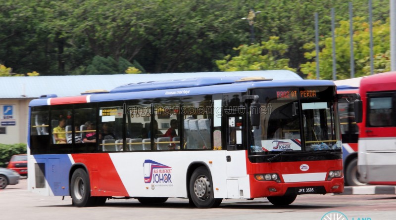 Maju Higer KLQ6128G (JPX3585) - Route P302