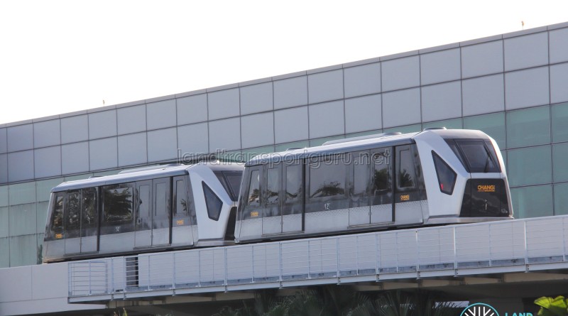Changi Airport Skytrain (Double-car) in standard livery