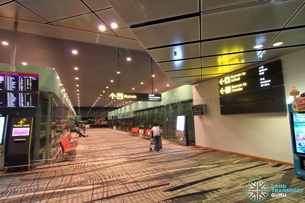 Changi Airport Skytrain - Transit Area - Station A (South) (Terminal 3)
